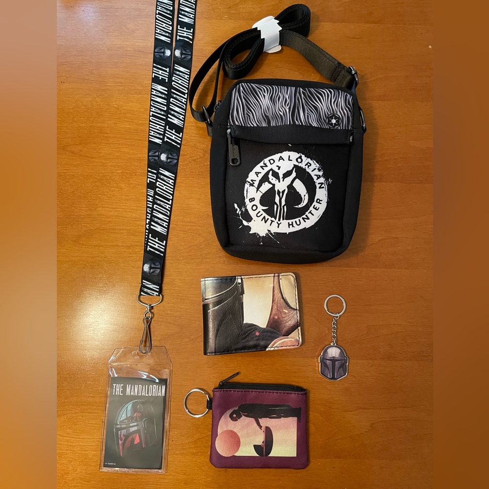 STAR WARS MANDALORIAN BUNDLE shoulder bag, lanyard,keychain,small bag, & wallet